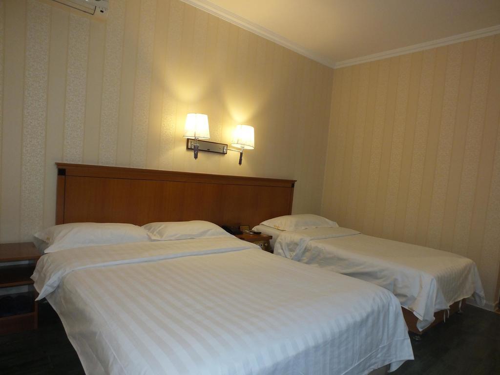 Beijing Fuxing Holiday Hotel מראה חיצוני תמונה