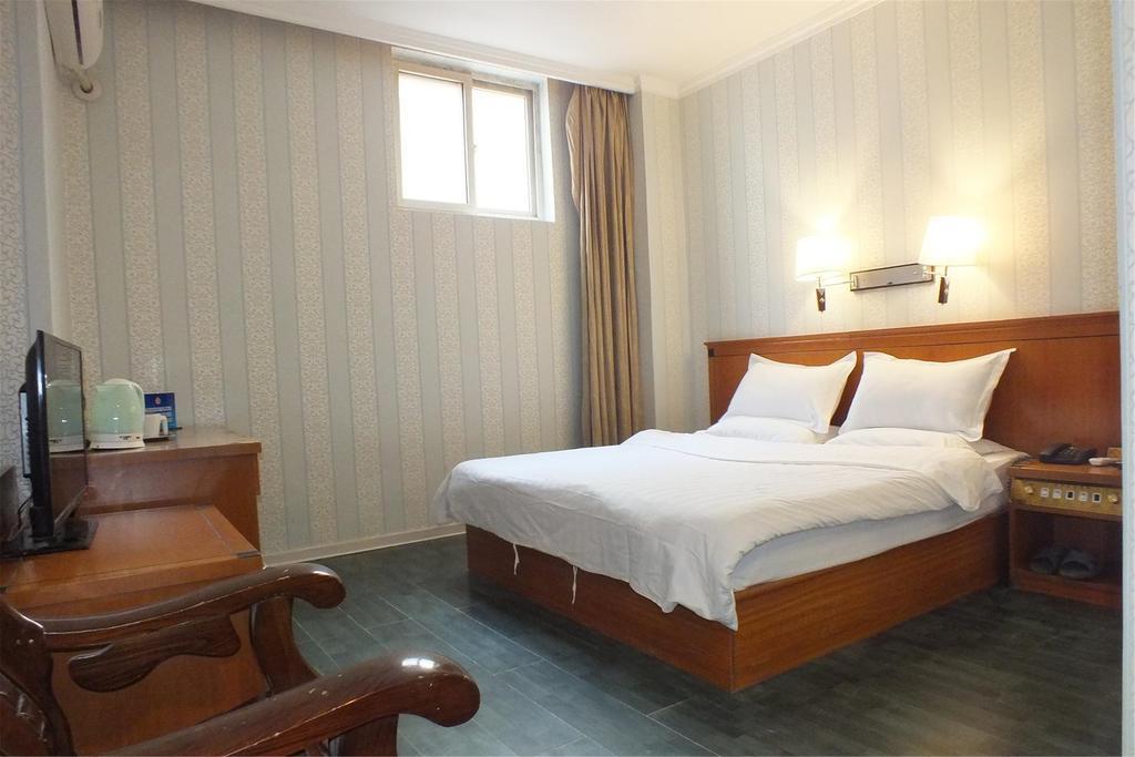 Beijing Fuxing Holiday Hotel מראה חיצוני תמונה