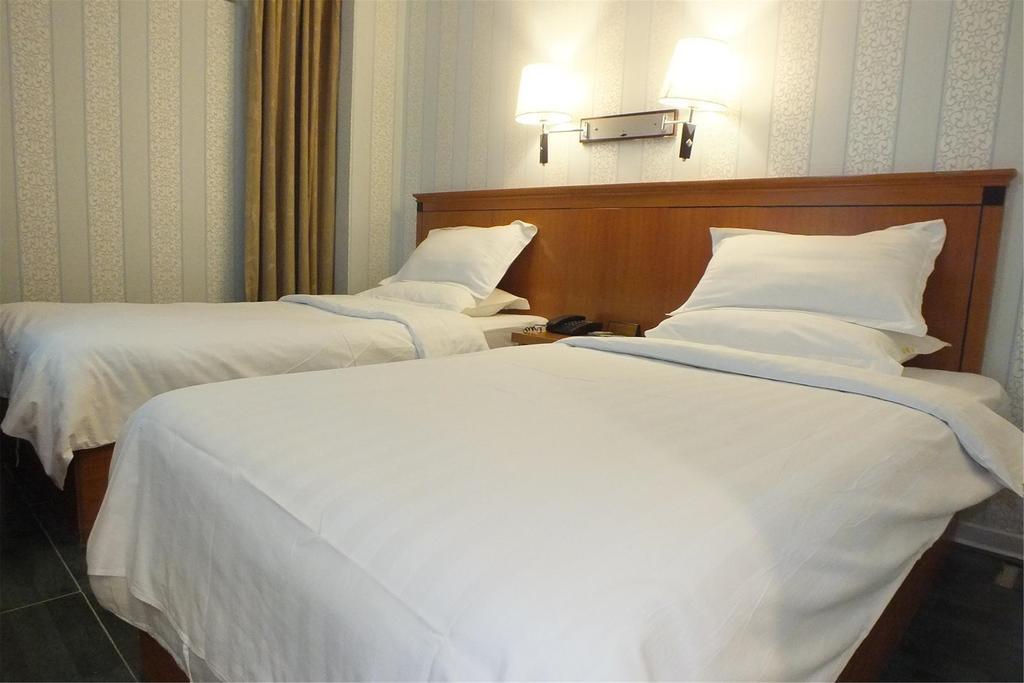 Beijing Fuxing Holiday Hotel מראה חיצוני תמונה
